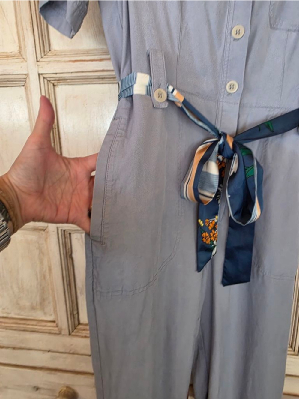 Los Angeles Atelier & Other Stories Light Blue Jumpsuit with Navy Floral Belt 6 - Picture 3 of 10